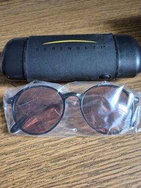 Serengeti Vintage Cambridge Black Frame Sunglasses with Brown Lenses